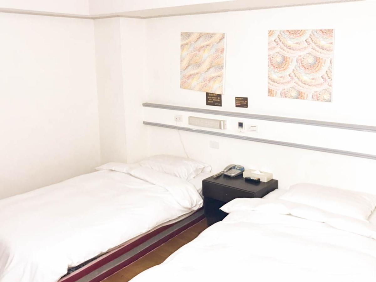 Fudi Hotel Taichung Exterior photo